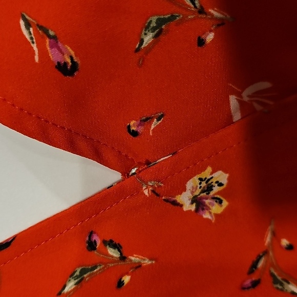 Astr The Label Tawnia Surplice Top Sz L NWT MSRP $68 - Picture 3 of 8